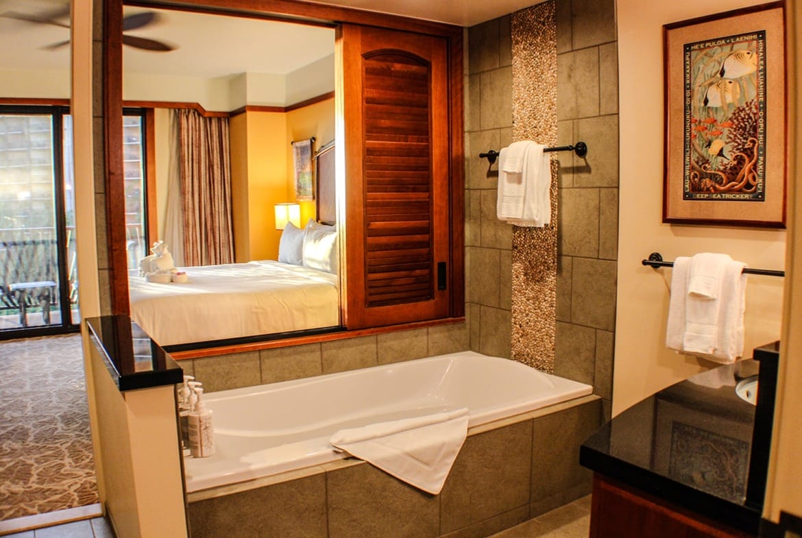 Aulani, A Disney Resort & Spa Bathroom