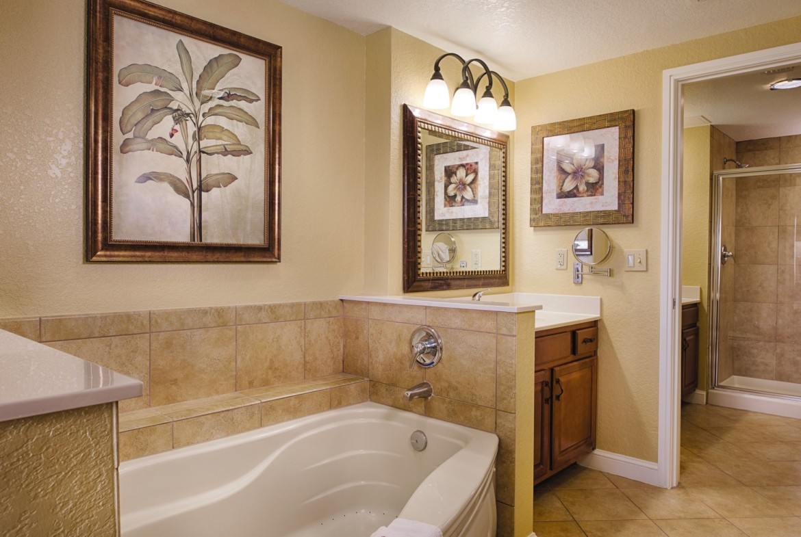 Wyndham Bonnet Creek Bathroom