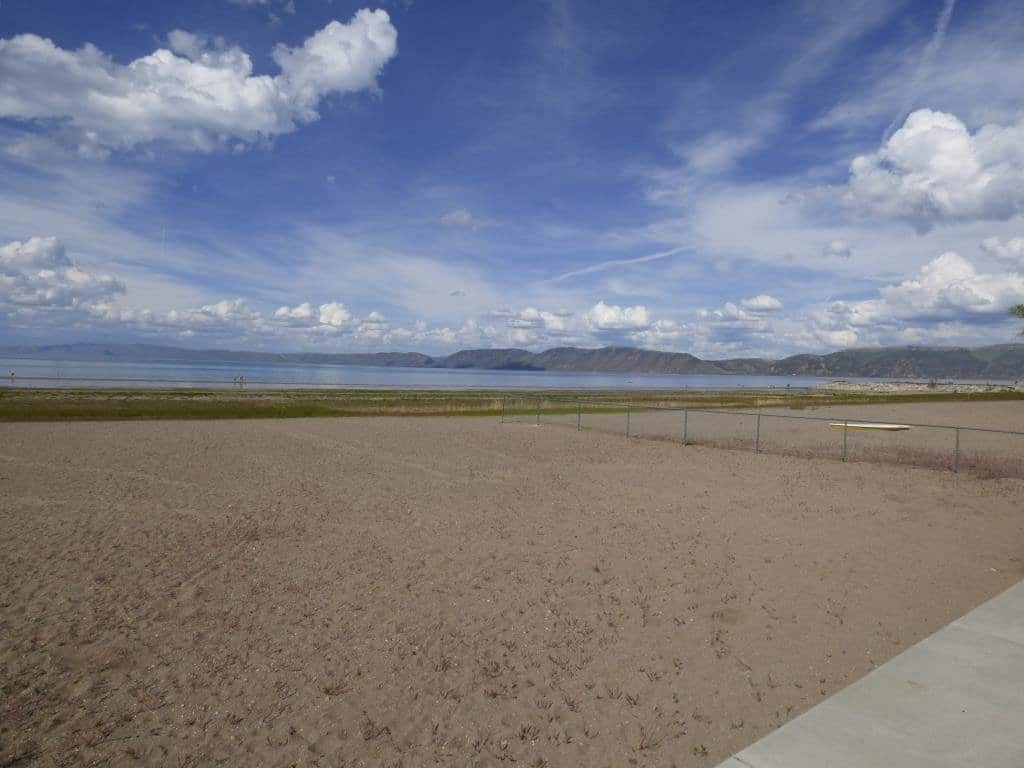 Blue Water Beach Resort Outside View