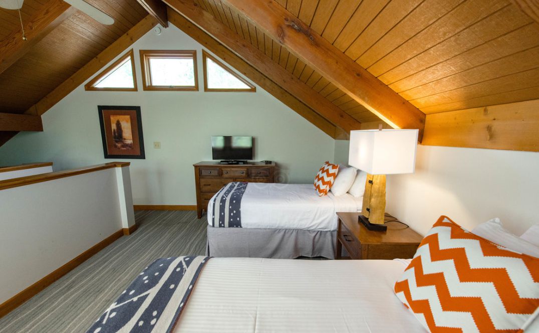 Bluegreen Vacations Resale: MountainLoft Loft Double Bedroom