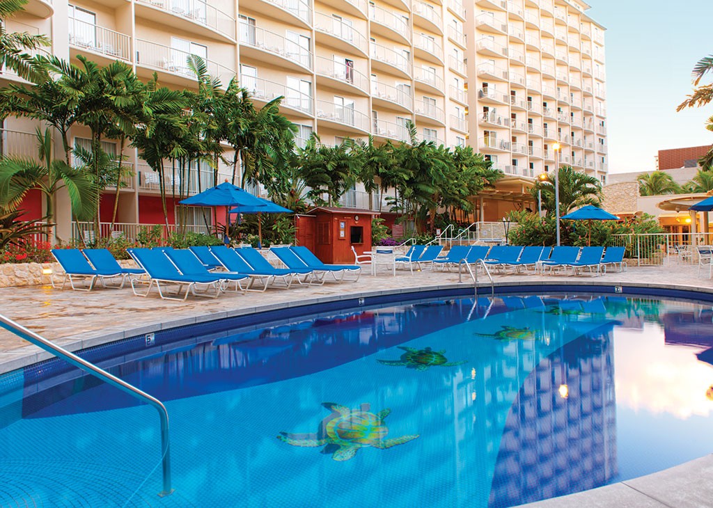 Club Wyndham At Waikiki Beach Walk Pool Area