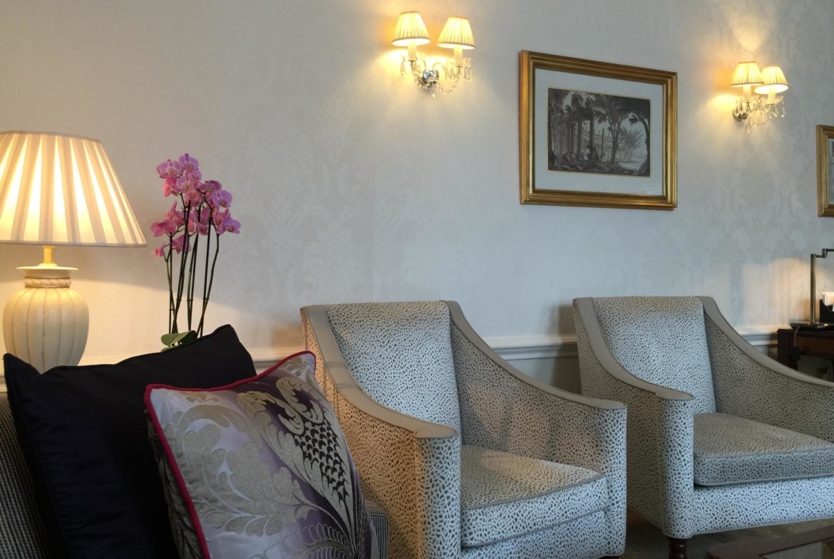 Grand Residences by Marriott - Mayfair-London Living Chairs