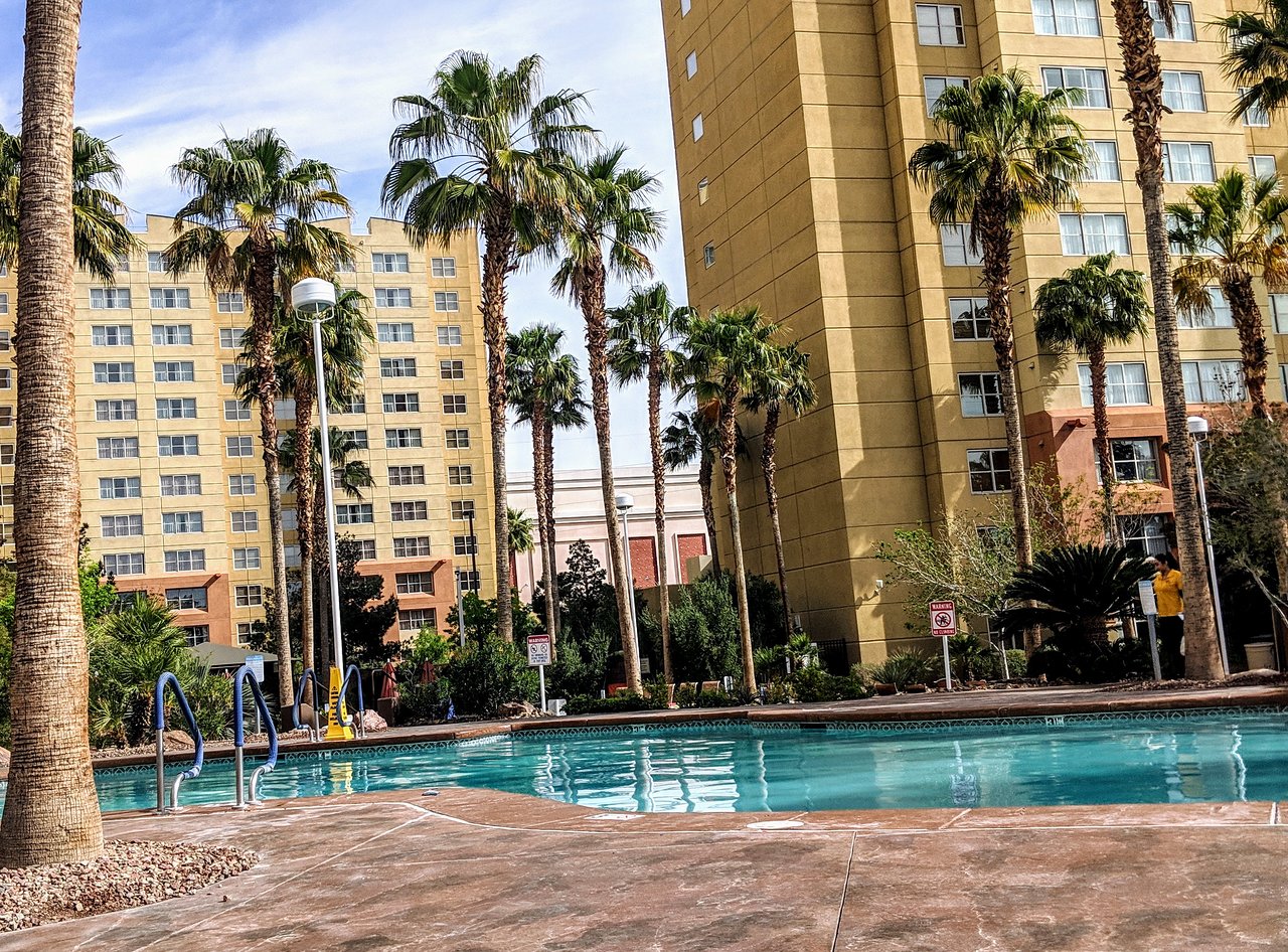 Grandview At Las Vegas Pool