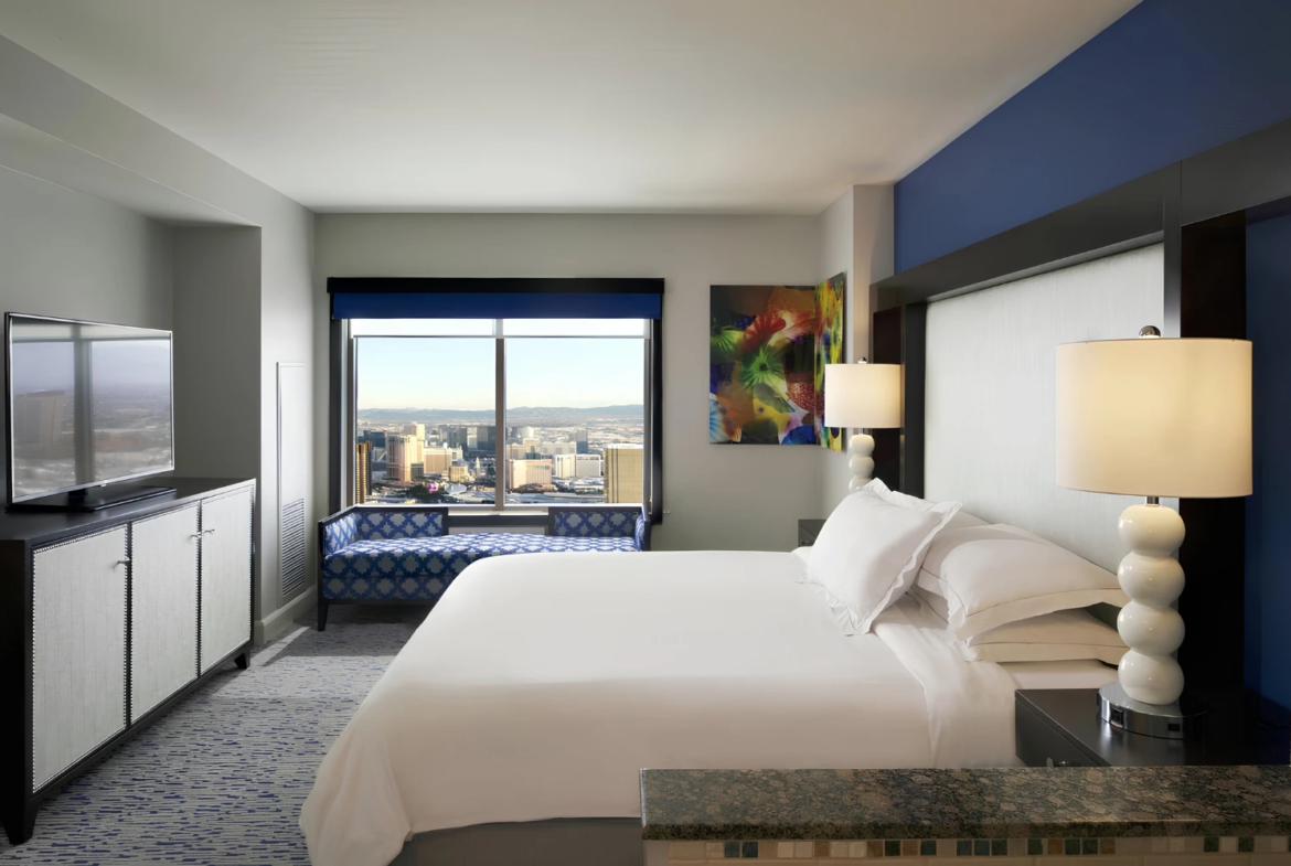 Hilton Grand Vacations on the Boulevard Bedroom