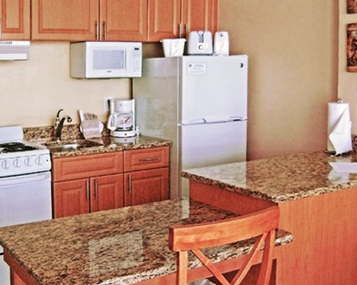 Perennial Vacation Club At Daytona Kitchen