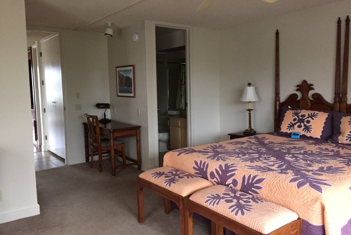 The Cliffs at Princeville Bedroom