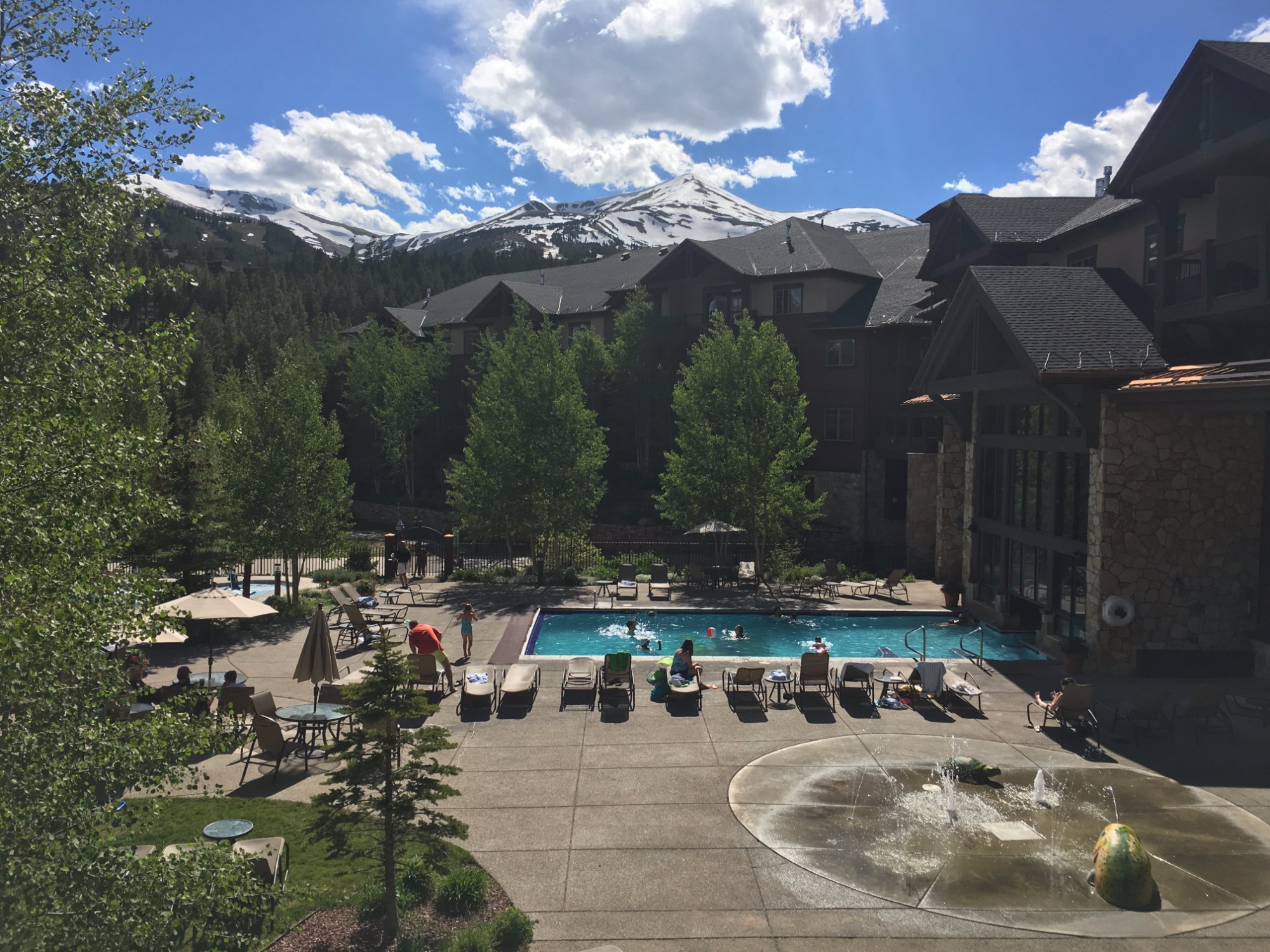 Grand Timber Lodge Exterior Day