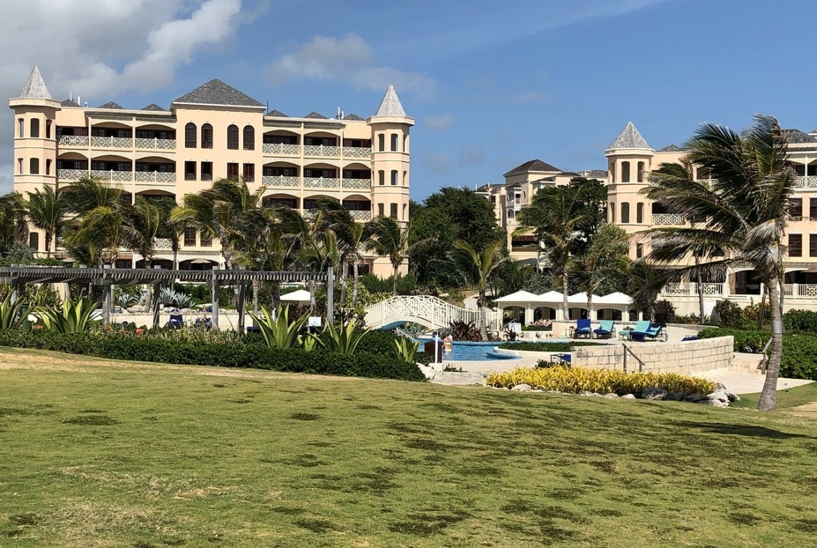 The Crane Resort Exterior Outside