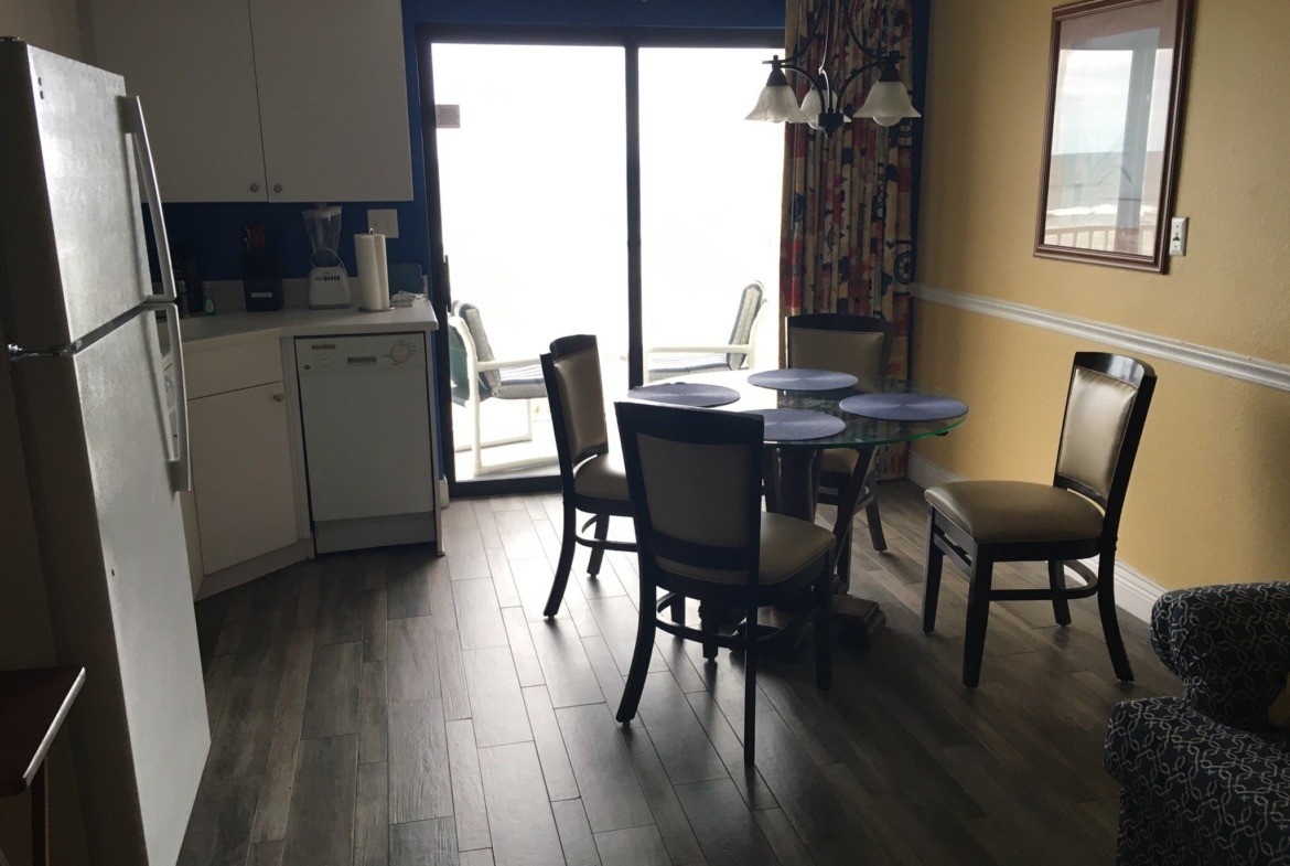 Catalina Beach Club Living Area