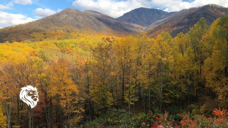 best mountain vacations for hikers