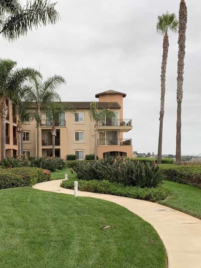 Grand Pacific Palisades Resort