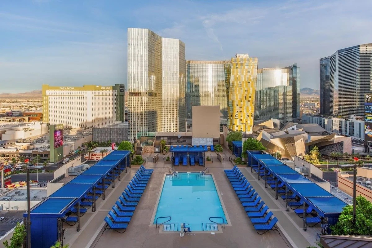 Diamond Resorts Benefits: Polo Towers