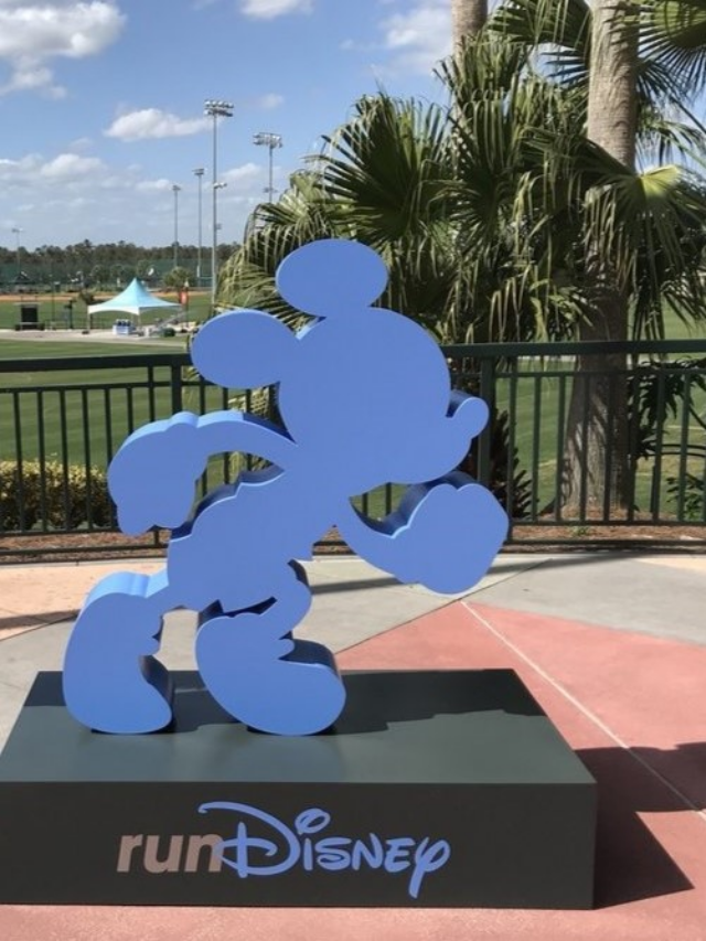 Run Disney Logo