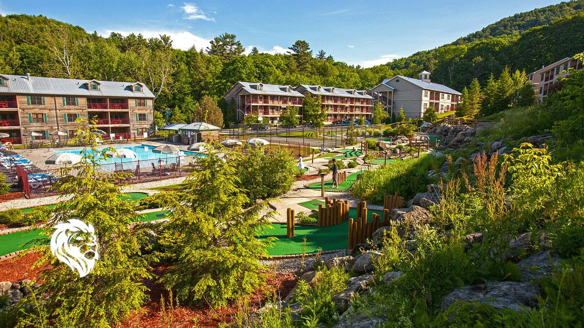 Oak n' Spruce Mini Golf Course