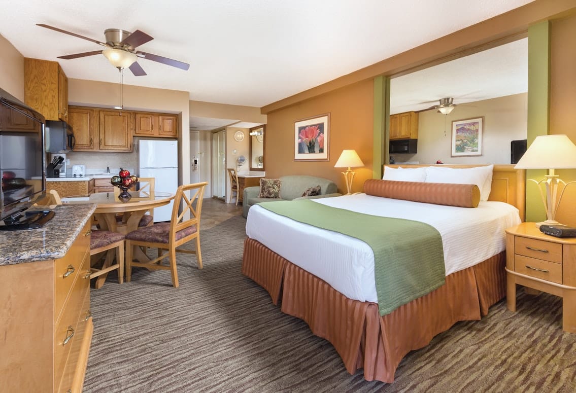 Plaza Resort and Spa Studio Bedroom