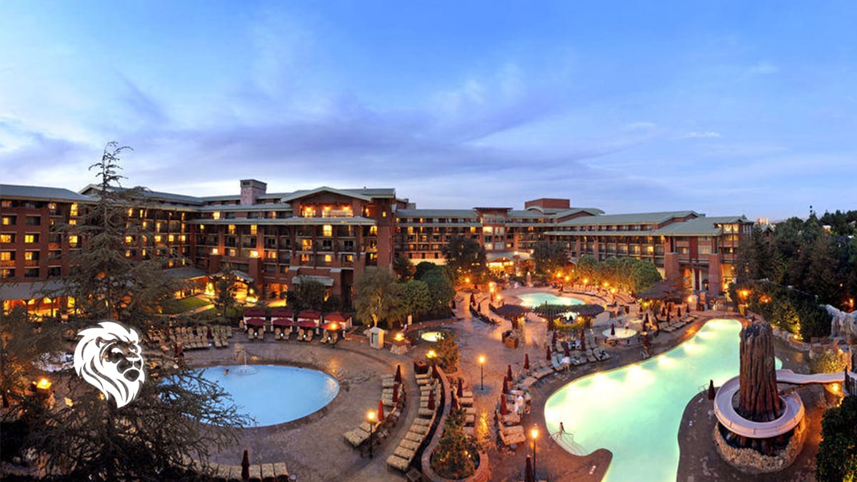 Grand Californian Pool