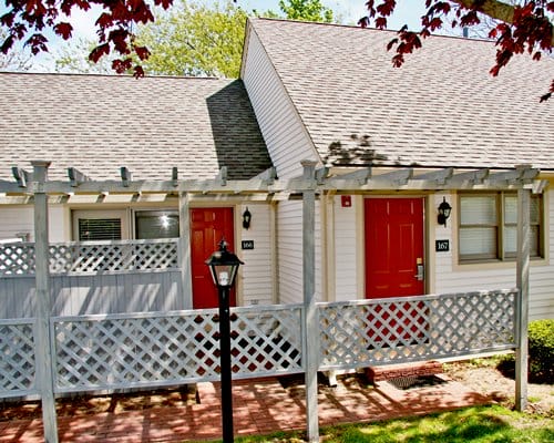 Holly Tree Resort exterior