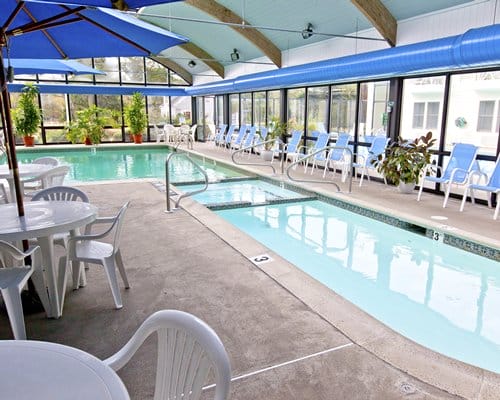 Holly Tree Resort indoor pool