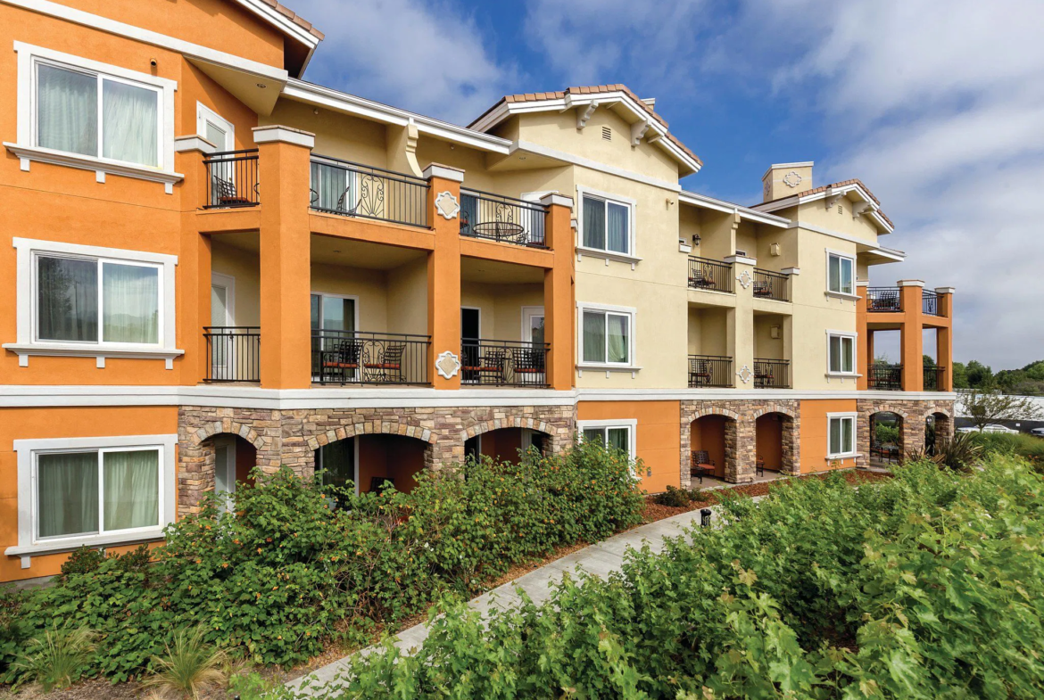 Vino Bello Resort — Exterior