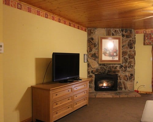 Eagle Wing Suites At Angel Fire Resort Living Room
