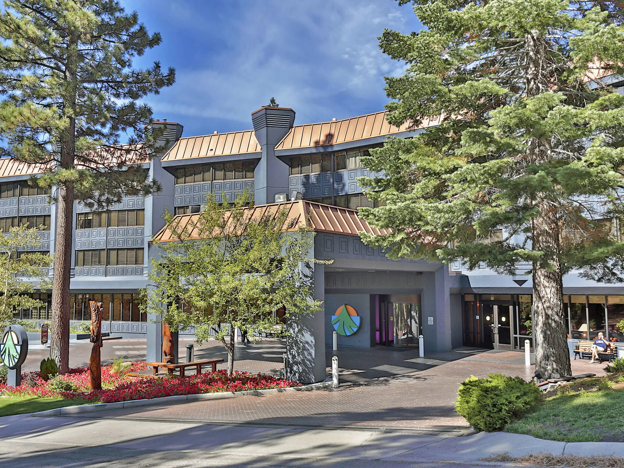 Tahoe Seasons Exterior