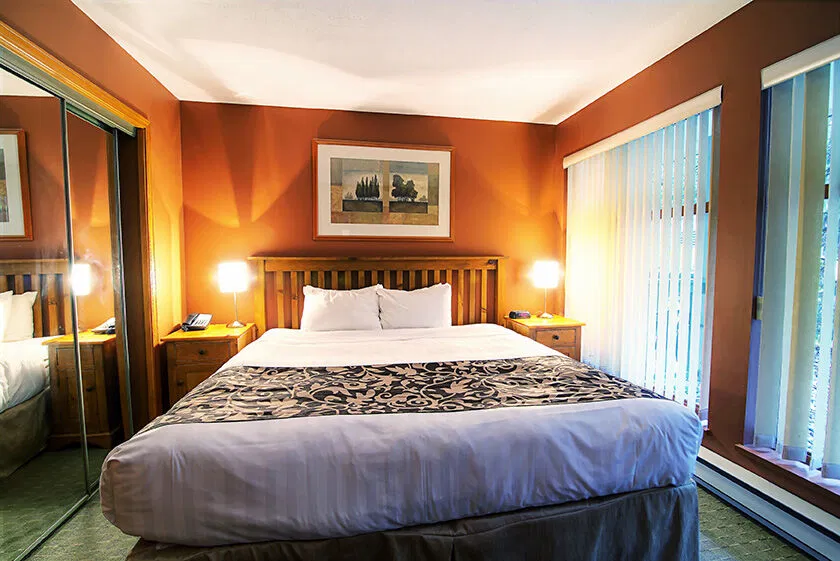 Whiski Jack at the Northstar Bedroom