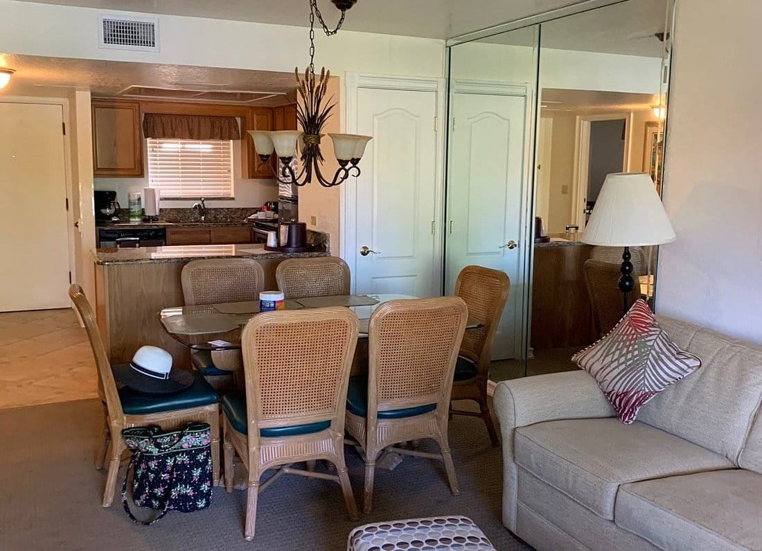 club-sevilla-living-area