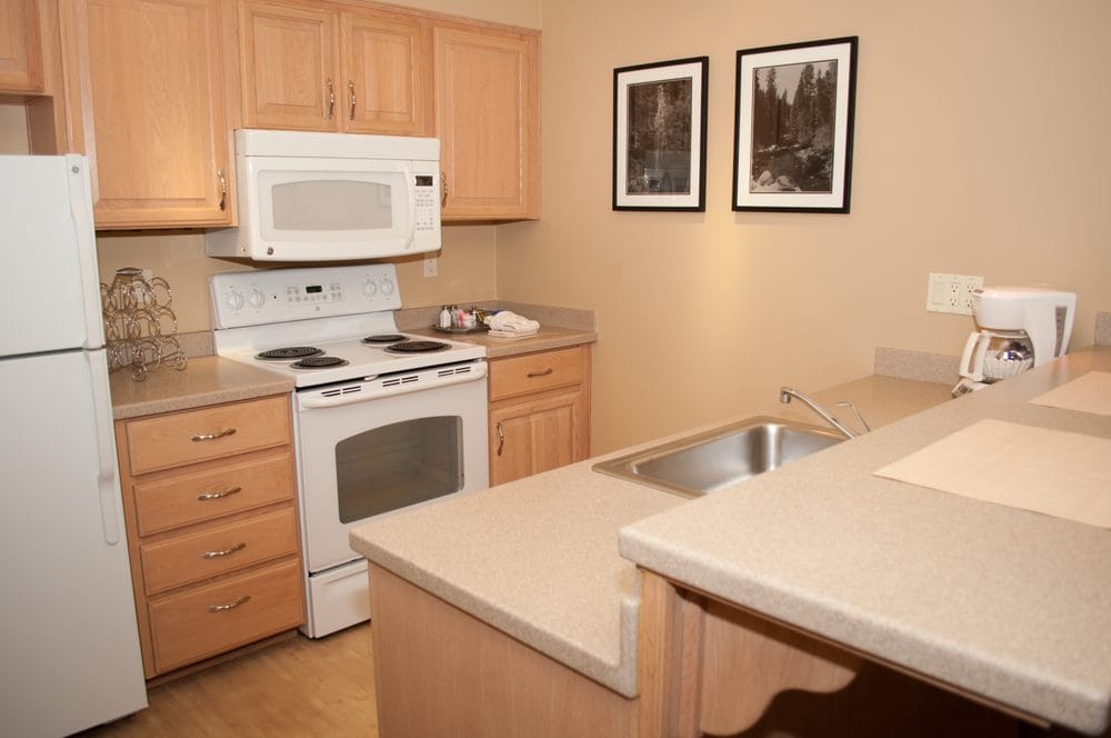 kingsbury-crossing-kitchen