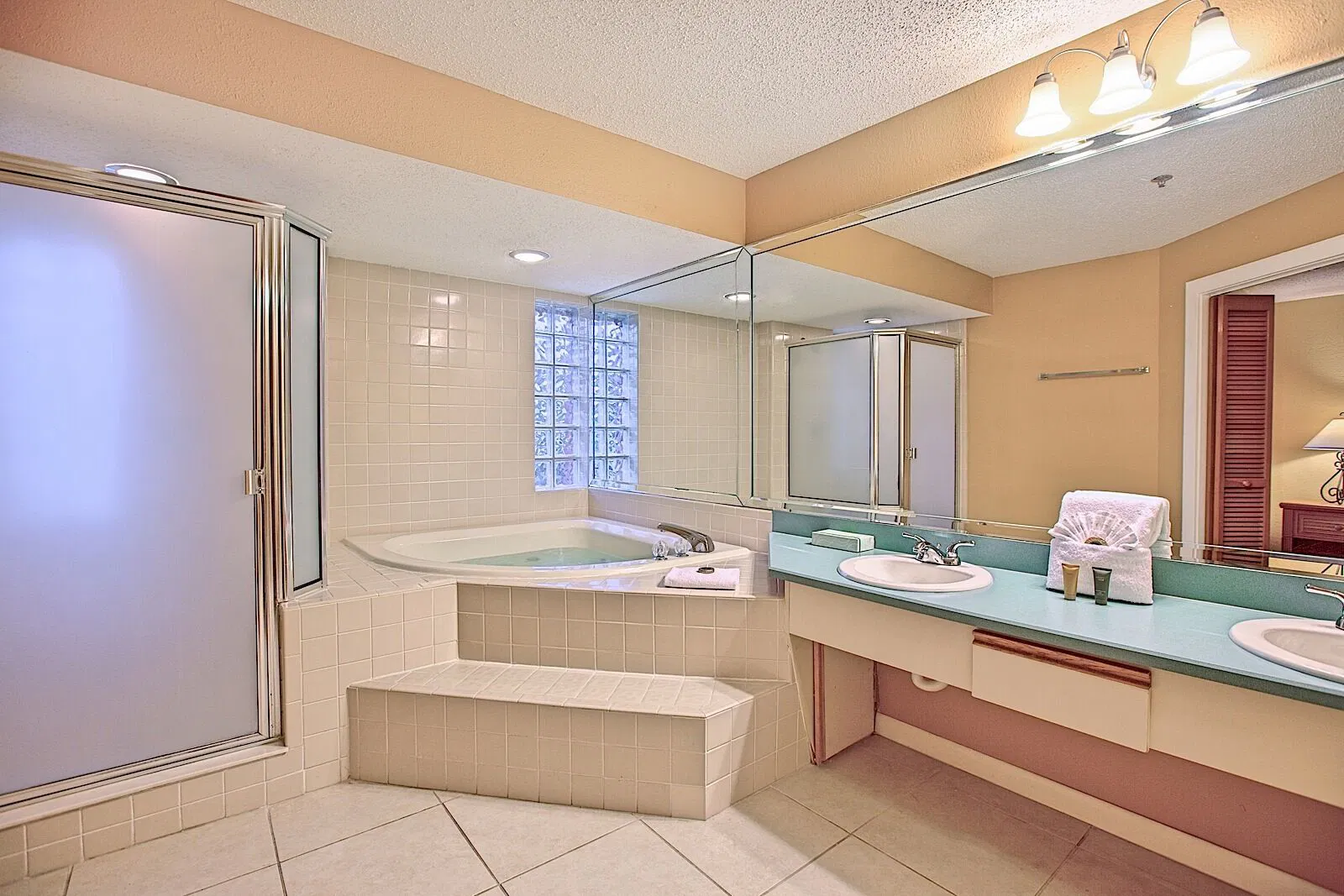 Legacy Vacation Club Palm Coast Bathroom