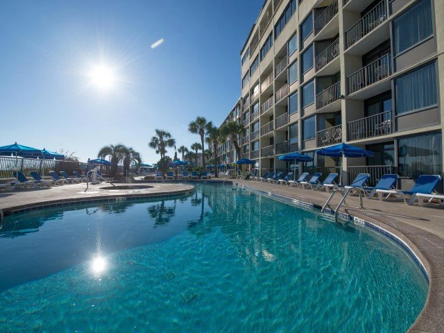 The sparkling oceanfront pool at Peppertree Ocean Club in North Myrtle Beach, ideal for users looking for the best place to sell timeshare online.