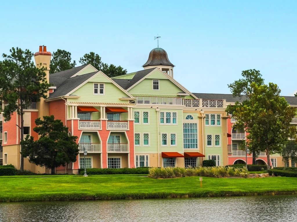 Saratoga Springs from Lake