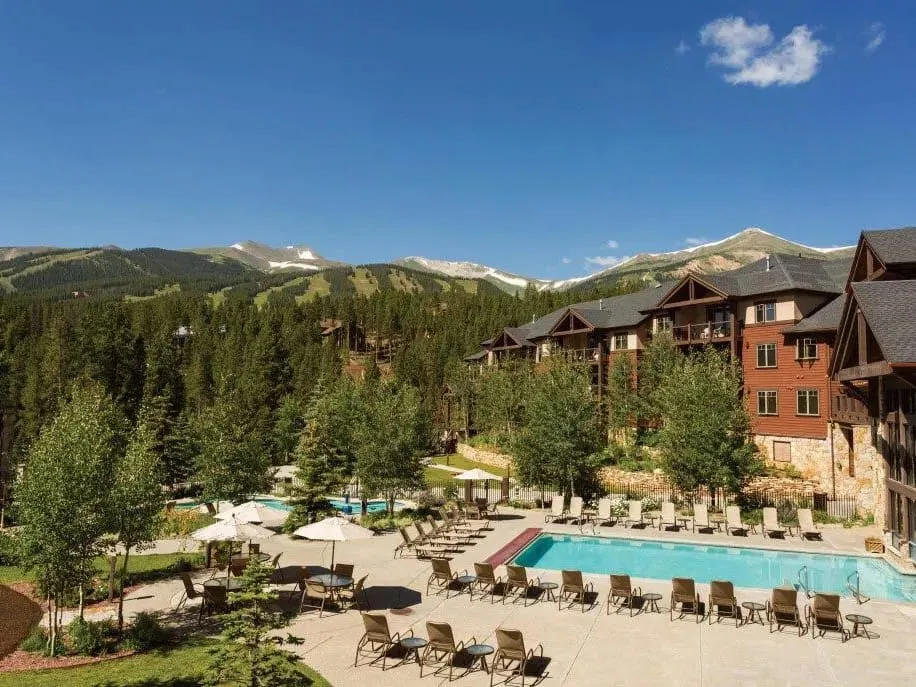 Grand Timber Lodge