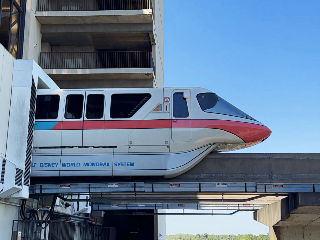 Disney Monorail Resorts: Contemporary