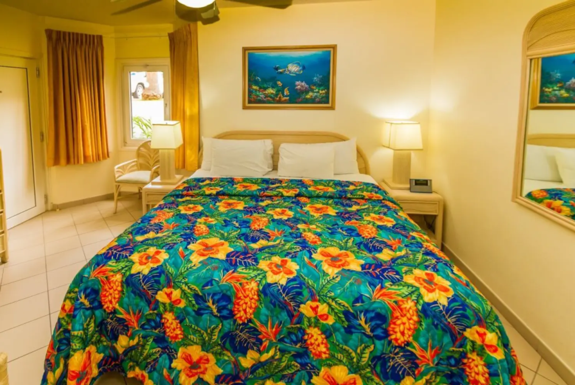 La Vista Beach Resort Bedroom
