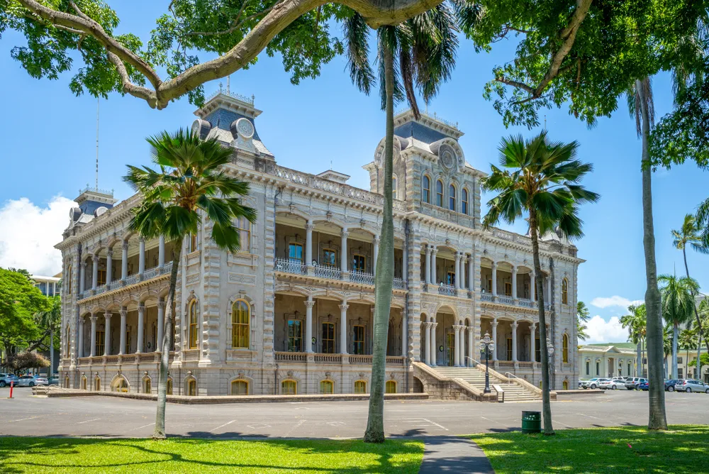 Best Historic Towns to Visit: Iolani Palace, Honolulu